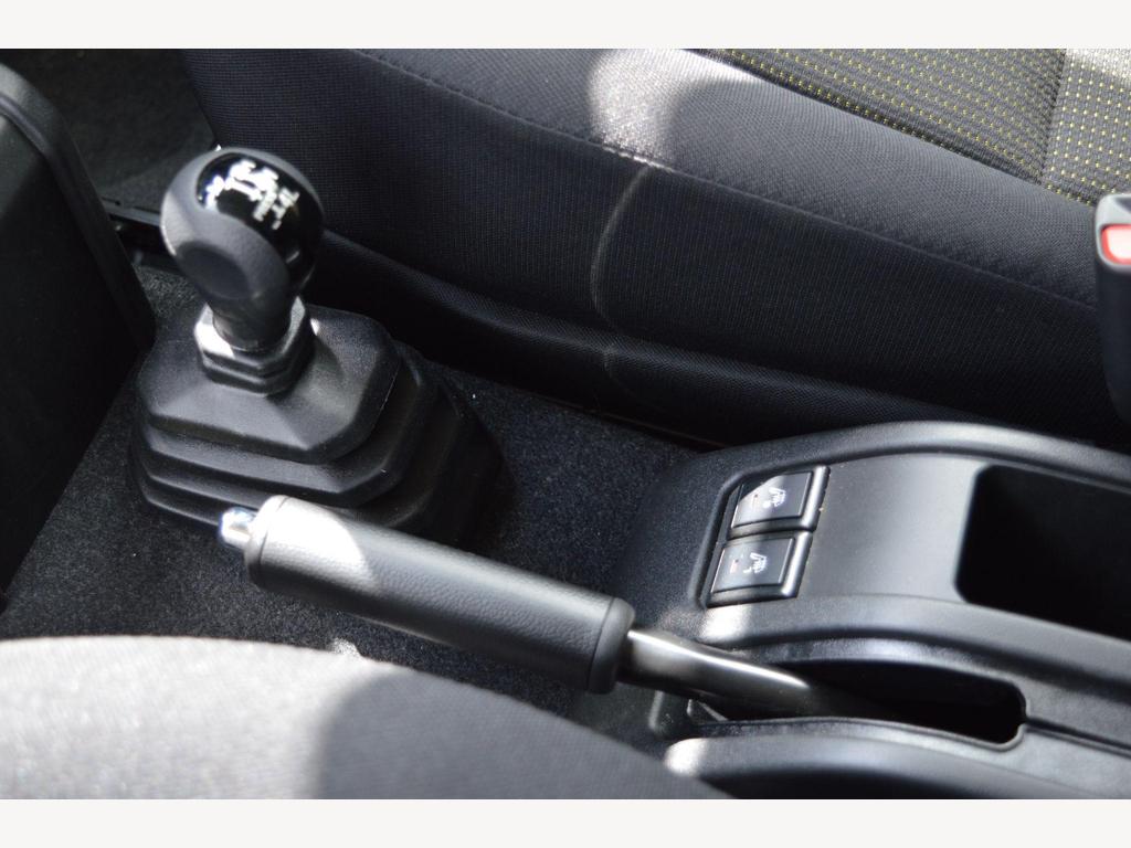 Suzuki Jimny - Image 13