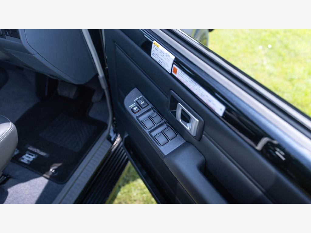 Toyota Land Cruiser - Image 56