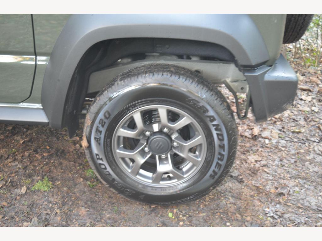 Suzuki Jimny - Image 27