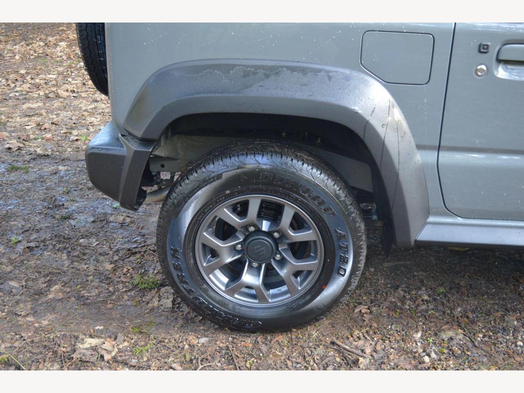 Suzuki Jimny - Image 28