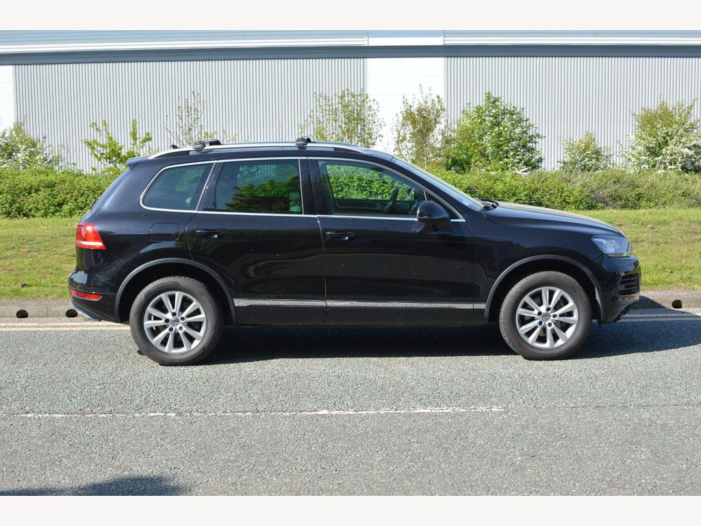 Volkswagen Touareg - Image 8