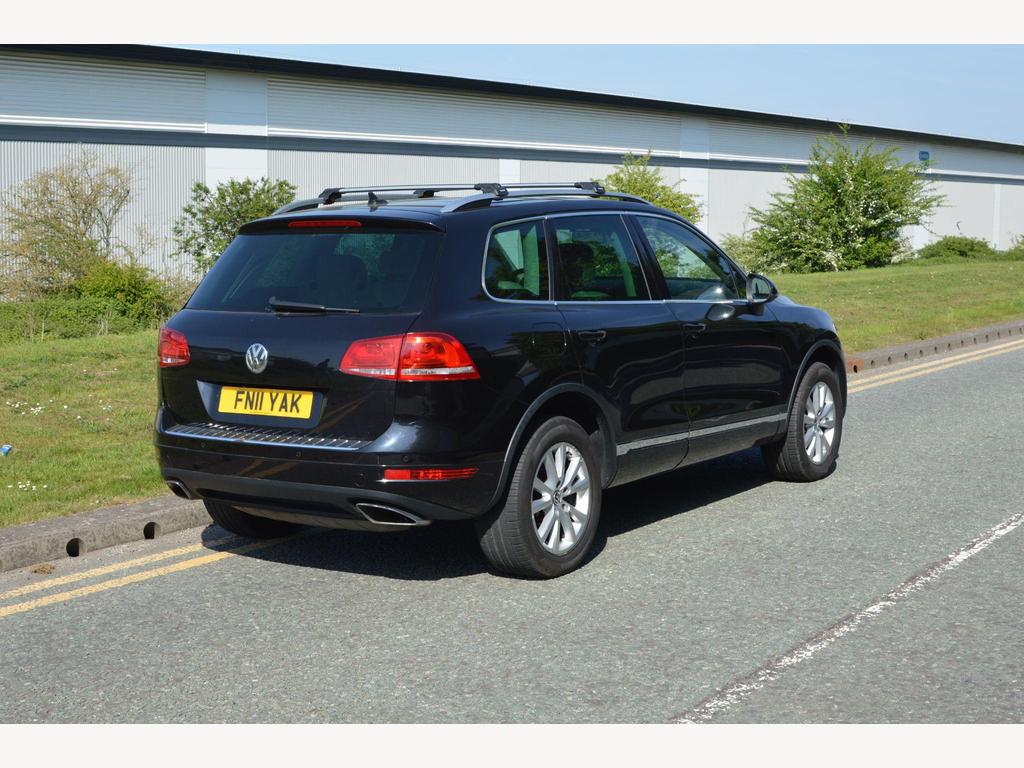 Volkswagen Touareg - Image 9