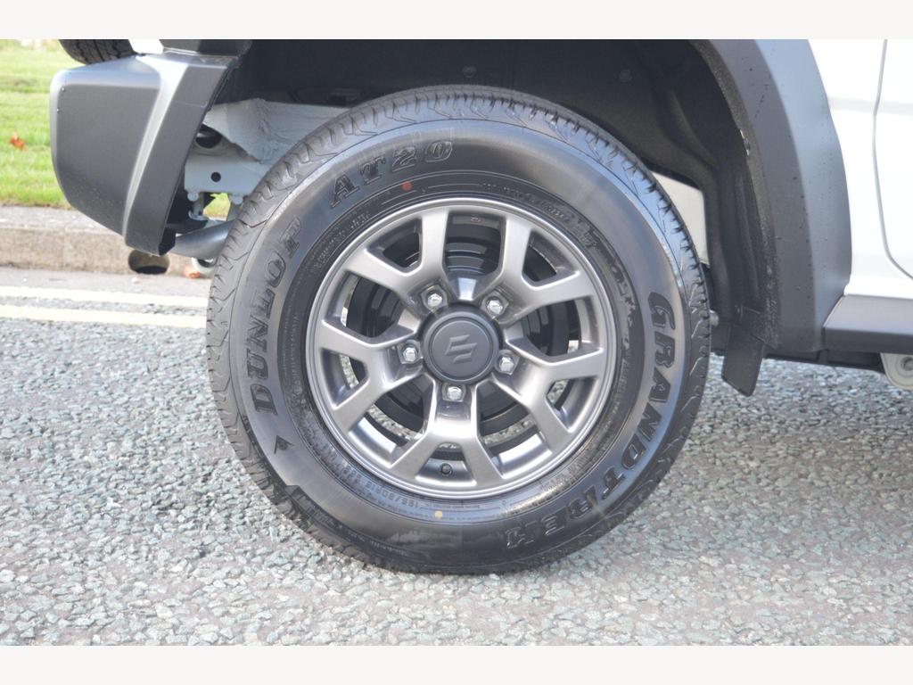 Suzuki Jimny - Image 12