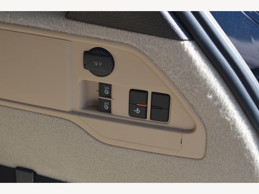 Volkswagen Touareg - Image 46