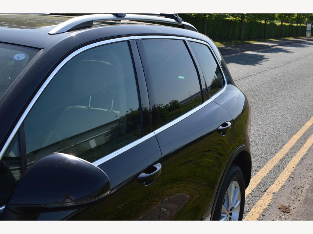 Volkswagen Touareg - Image 48