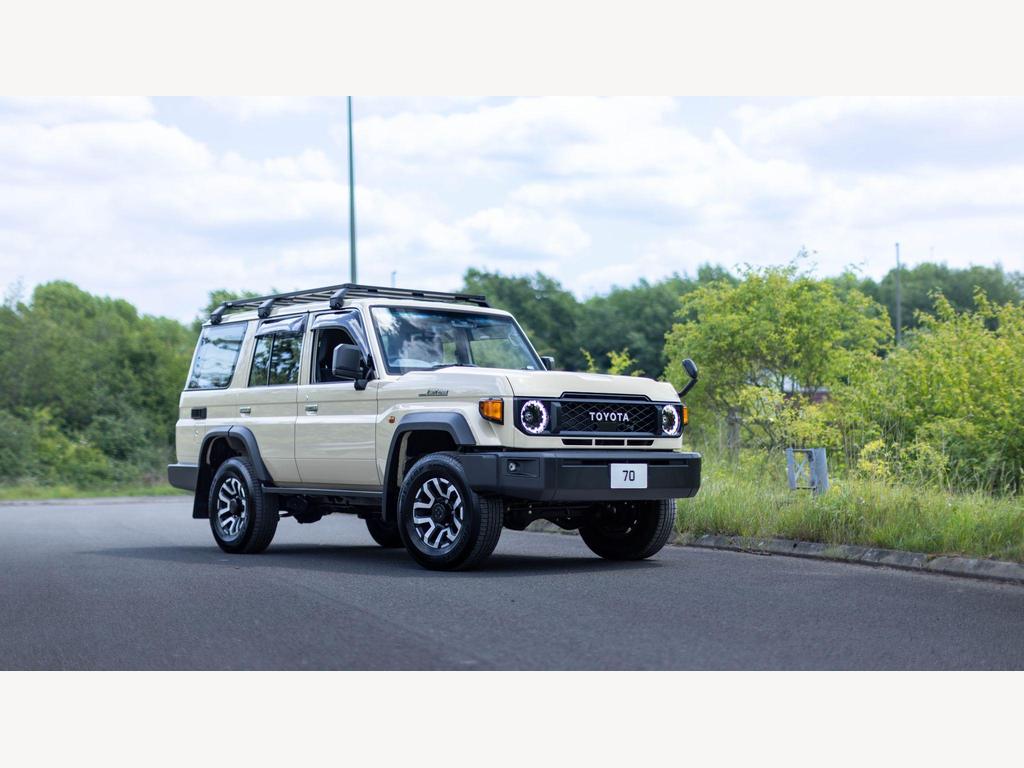 Toyota Land Cruiser - Image 1