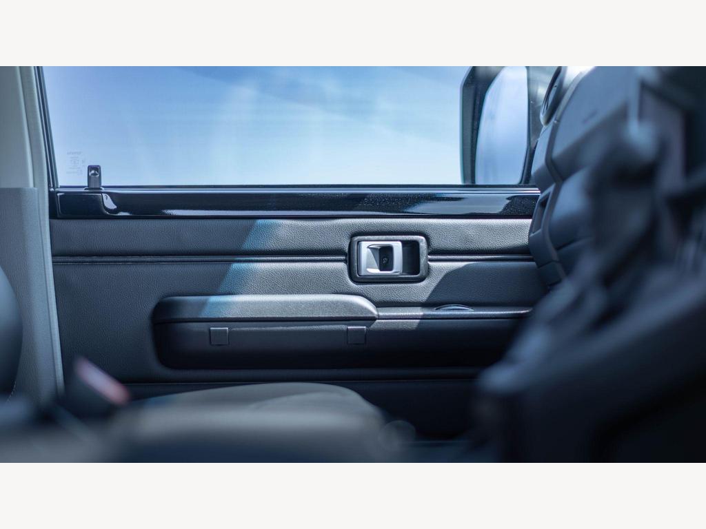 Toyota Land Cruiser - Image 55