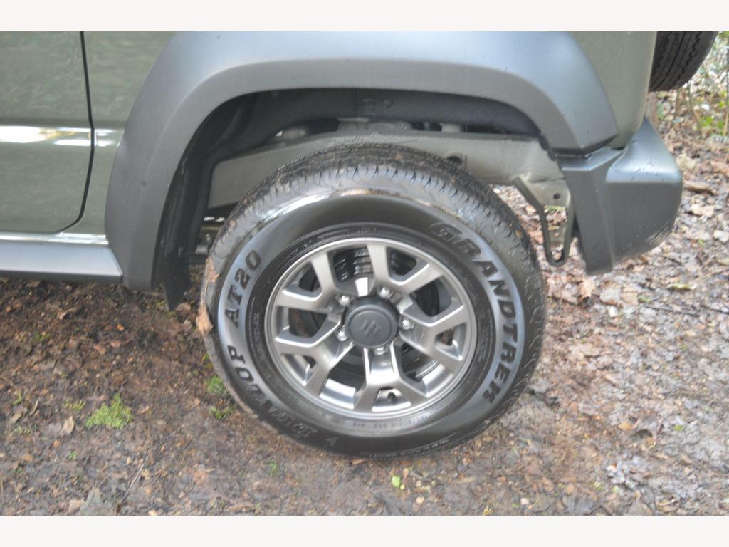 Suzuki Jimny - Image 28