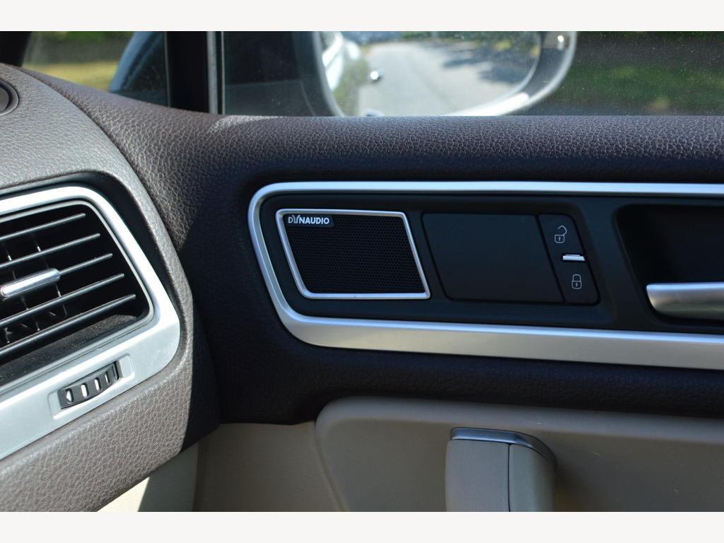 Volkswagen Touareg - Image 45